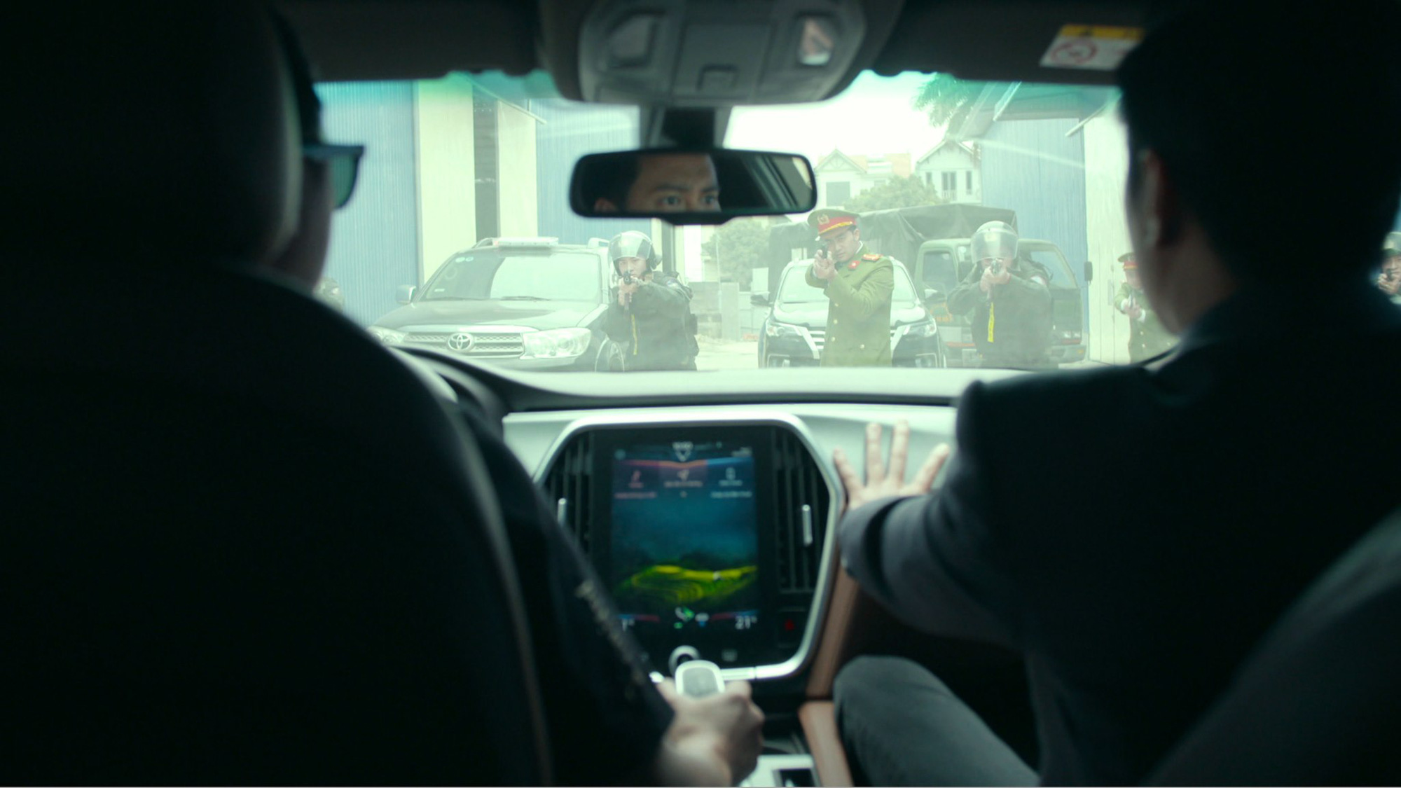 Hồ sơ c&aacute; sấu - Tập cuối: Đặng Trung v&agrave;o t&ugrave;, Nguyệt hạnh ph&uacute;c b&ecirc;n chồng, x&oacute;a bỏ mọi hiểu lầm với em g&aacute;i - Ảnh 9.