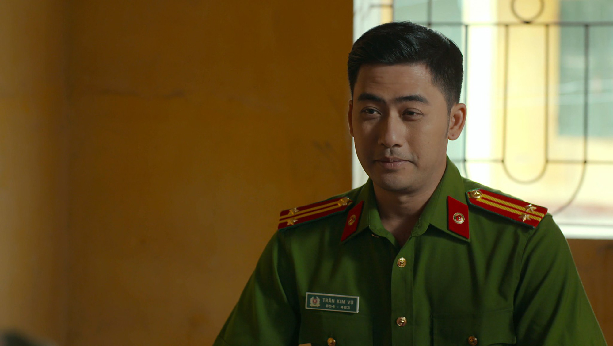 Hồ sơ c&aacute; sấu - Tập cuối: Đặng Trung v&agrave;o t&ugrave;, Nguyệt hạnh ph&uacute;c b&ecirc;n chồng, x&oacute;a bỏ mọi hiểu lầm với em g&aacute;i - Ảnh 11.