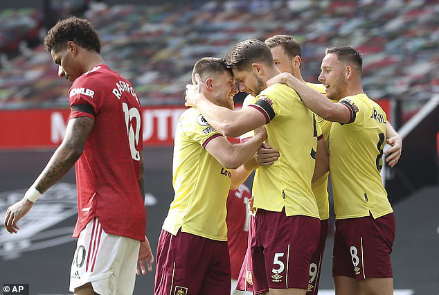 Manchester United nhọc nhằn hạ Burnley trên sân nhà - Ảnh 2.