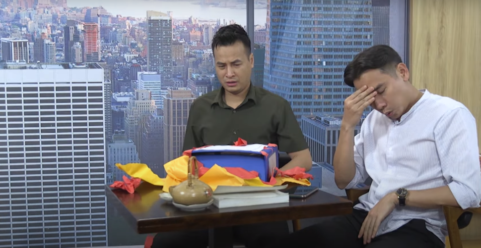 “Xuân Tóc Đỏ” Việt Bắc và những lần “chém gió thành thần” trong sitcom hài: F5 Bá Đạo - Ảnh 7. “Xuân Tóc Đỏ” Việt Bắc và những lần “chém gió thành thần” trong sitcom hài: F5 Bá Đạo - Ảnh 7.