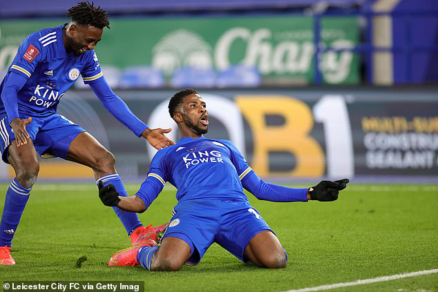 Kelechi Iheanacho gia hạn hợp đồng với Leicester City - Ảnh 1. Kelechi Iheanacho gia hạn hợp đồng với Leicester City - Ảnh 1.