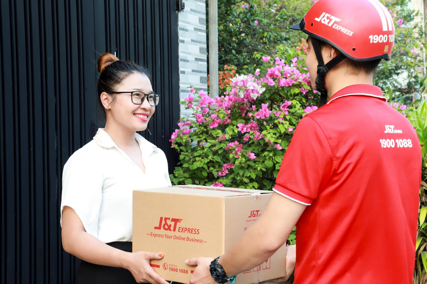 J&T Express g&oacute;p sức ph&aacute; đường d&acirc;y lừa đảo b&aacute;n h&agrave;ng online - Ảnh 2.