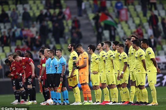 ẢNH: Hạ Man Utd trên chấm 11m, Villarreal vô địch Europa League - Ảnh 2.