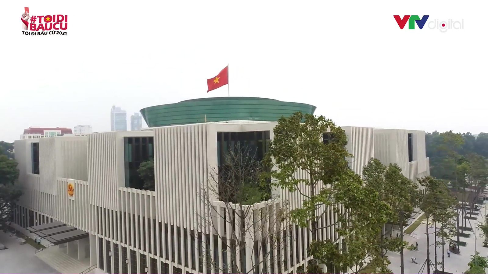 Tham quan T&ograve;a nh&agrave; Quốc hội - nơi quyết định c&aacute;c vấn đề quan trọng bậc nhất của đất nước - Ảnh 1.