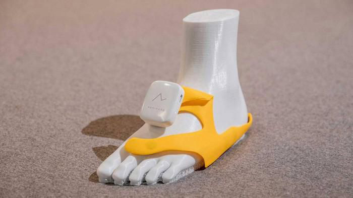 Thiết bị gi&uacute;p người khiếm thị giảm rủi ro khi di chuyển - Ảnh 1.