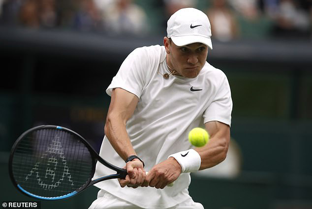 Djokovic khởi đầu nhẹ nhàng tại vòng 1 Wimbledon 2021 - Ảnh 1.