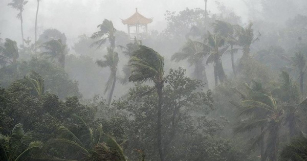 Lốc xoáy tàn phá nghiêm trọng tỉnh Hắc Long Giang (Trung Quốc), ít nhất 1 người thiệt mạng - Ảnh 1.