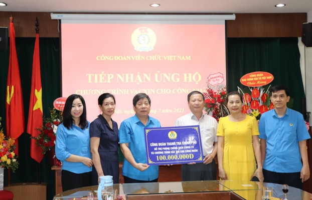 Công đoàn viên chức Việt Nam chung tay đẩy lùi đại dịch COVID-19 - Ảnh 2.