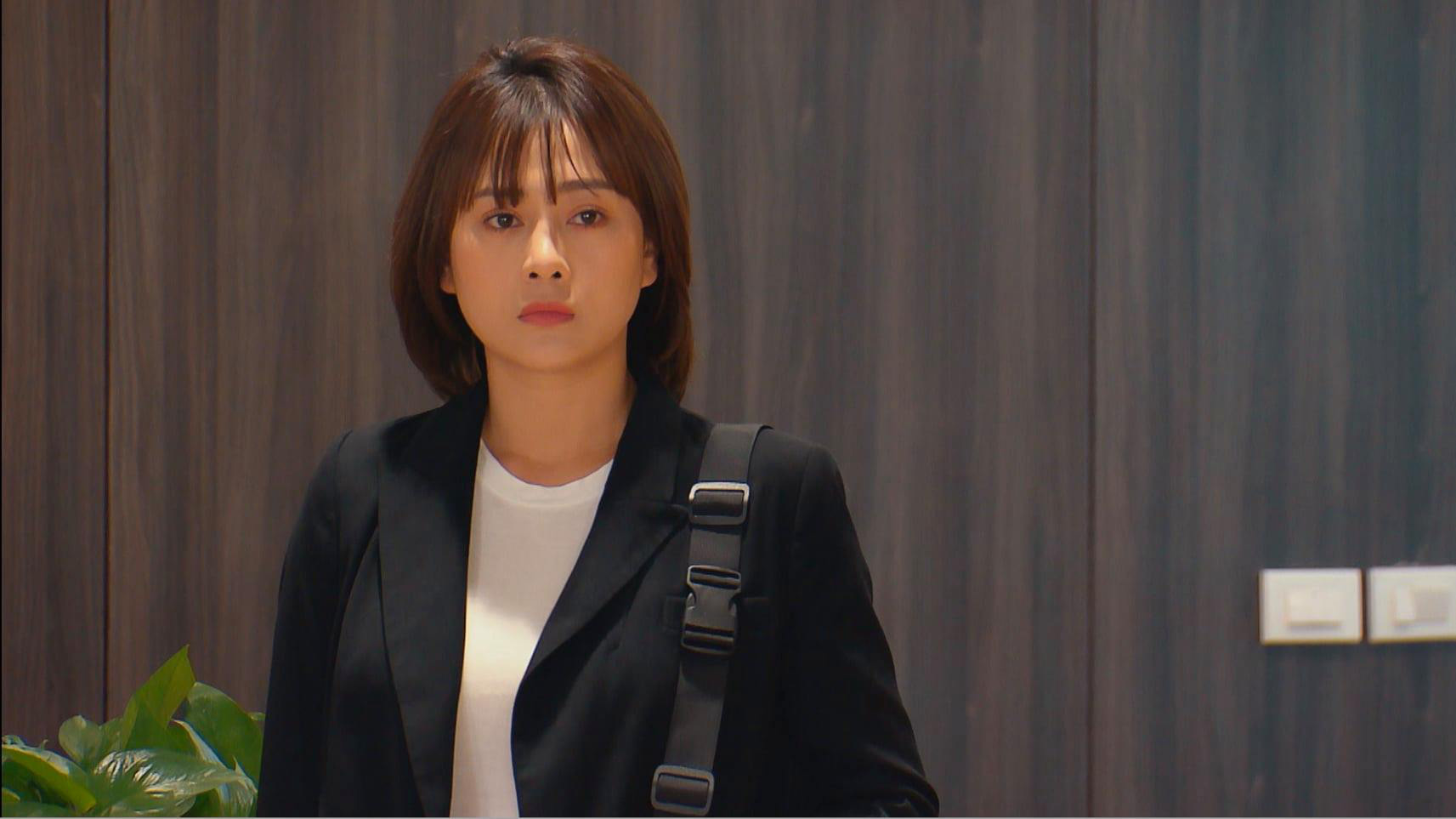 Hương vị t&igrave;nh th&acirc;n - Tập 70: Long mặt buồn rười rượi, Nam mắt đỏ hoe gặp nhau tại cơ quan - Ảnh 2.