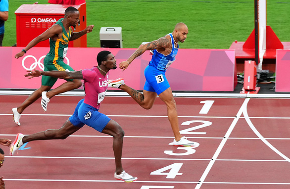 Olympic Tokyo 2020 | Lamont Marcell Jacobs giành HCV điền kinh 100m nam - Ảnh 3.