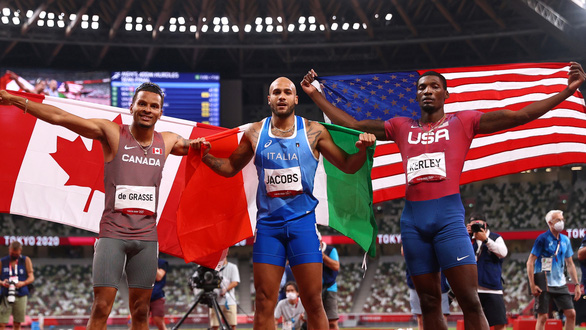 Olympic Tokyo 2020 | Lamont Marcell Jacobs giành HCV điền kinh 100m nam - Ảnh 5.