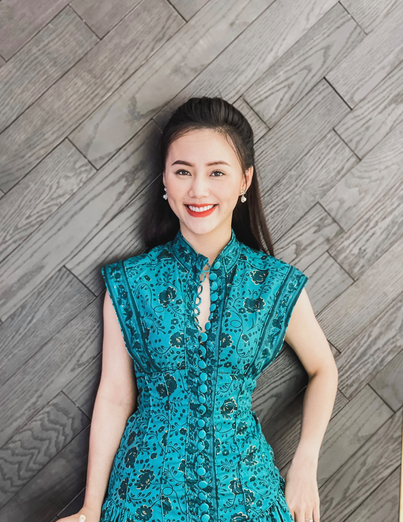 DV Minh Thu ngại ng&ugrave;ng khi thực hiện cảnh cưỡng bức trong phim Hương vị t&igrave;nh th&acirc;n - Ảnh 10.