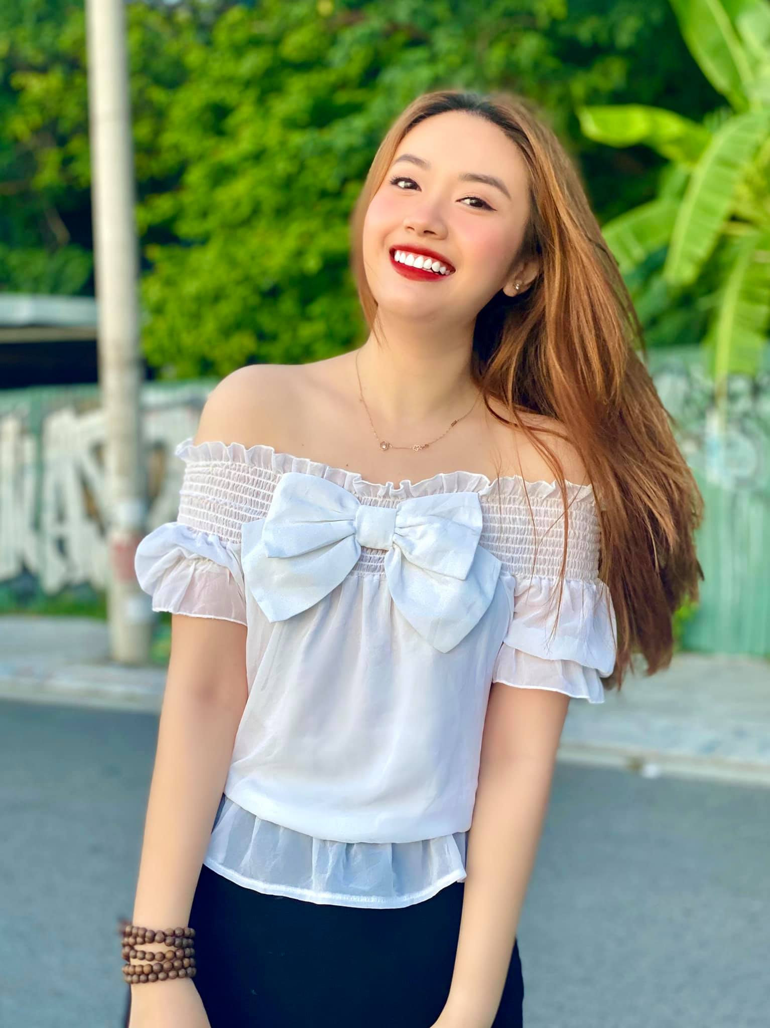 Nhan sắc hai cô con gái đỏng đảnh khó bảo trong Ngày mai bình yên - Ảnh 1. Nhan sắc hai cô con gái đỏng đảnh khó bảo trong Ngày mai bình yên - Ảnh 1.