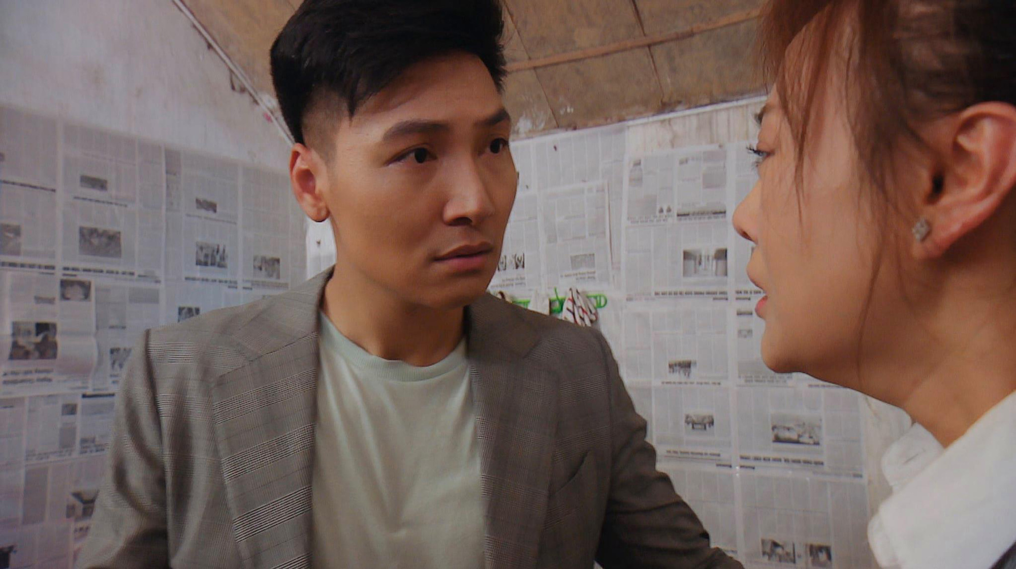 Hương vị tình thân phần 2 - Tập 23: Nam vỡ òa nhận bố đẻ, ông Sinh lại chối từ? - Ảnh 13. Hương vị tình thân phần 2 - Tập 23: Nam vỡ òa nhận bố đẻ, ông Sinh lại chối từ? - Ảnh 13.