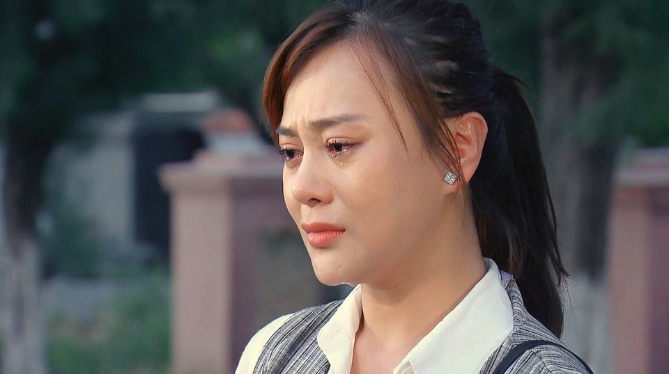 Hương vị tình thân phần 2 - Tập 23: Nam vỡ òa nhận bố đẻ, ông Sinh lại chối từ? - Ảnh 11. Hương vị tình thân phần 2 - Tập 23: Nam vỡ òa nhận bố đẻ, ông Sinh lại chối từ? - Ảnh 11.