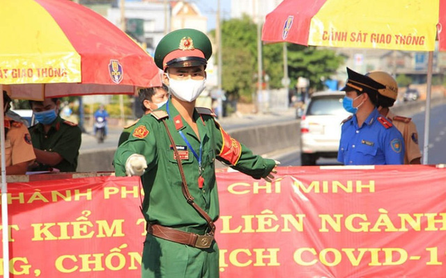 TP Hồ Chí Minh tổ chức lại quy trình, tập trung điều trị ca COVID-19 nặng - Ảnh 2.