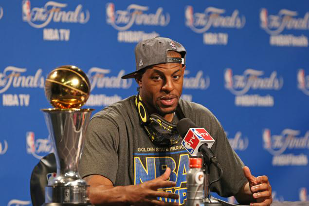 Andre Iguodala đạt thỏa thuận trở lại Golden State Warriors - Ảnh 1.