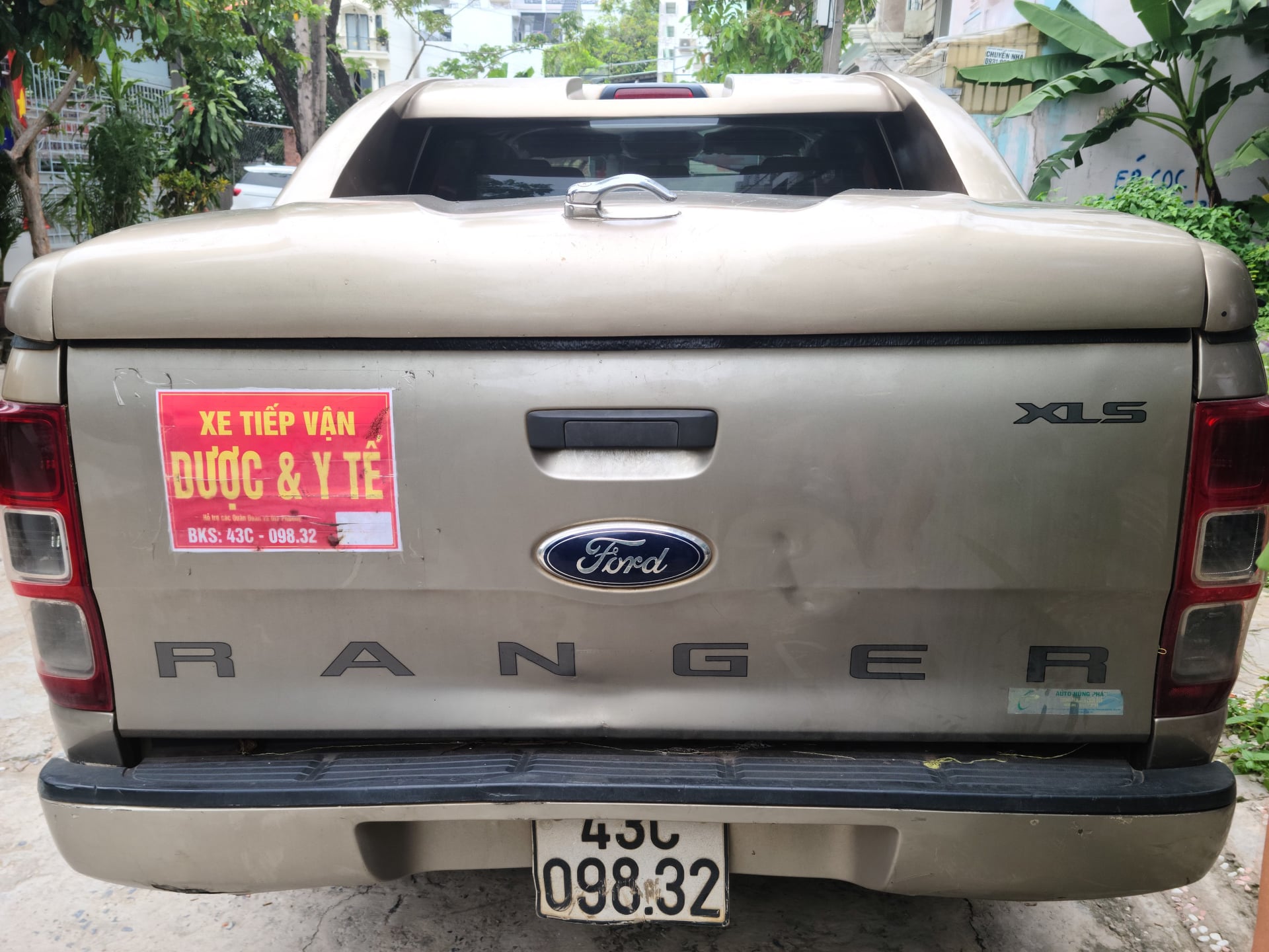 Giả danh trung tướng qu&acirc;n đội ti&ecirc;u thụ thuốc được cho l&agrave; chữa COVID-19 - Ảnh 7.