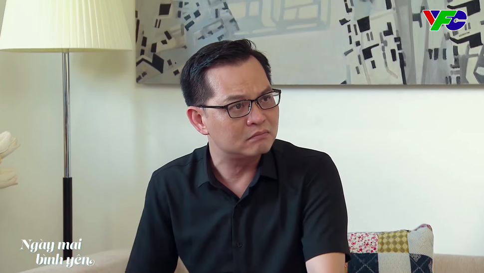 Ng&agrave;y mai b&igrave;nh y&ecirc;n - Tập 12: &Ocirc;ng Ph&aacute;t nặng lời x&uacute;c phạm d&igrave; Mai, b&agrave; Tr&uacute;c so s&aacute;nh ngay ch&uacute; Chiến cũng chẳng được t&iacute;ch sự g&igrave; - Ảnh 1.