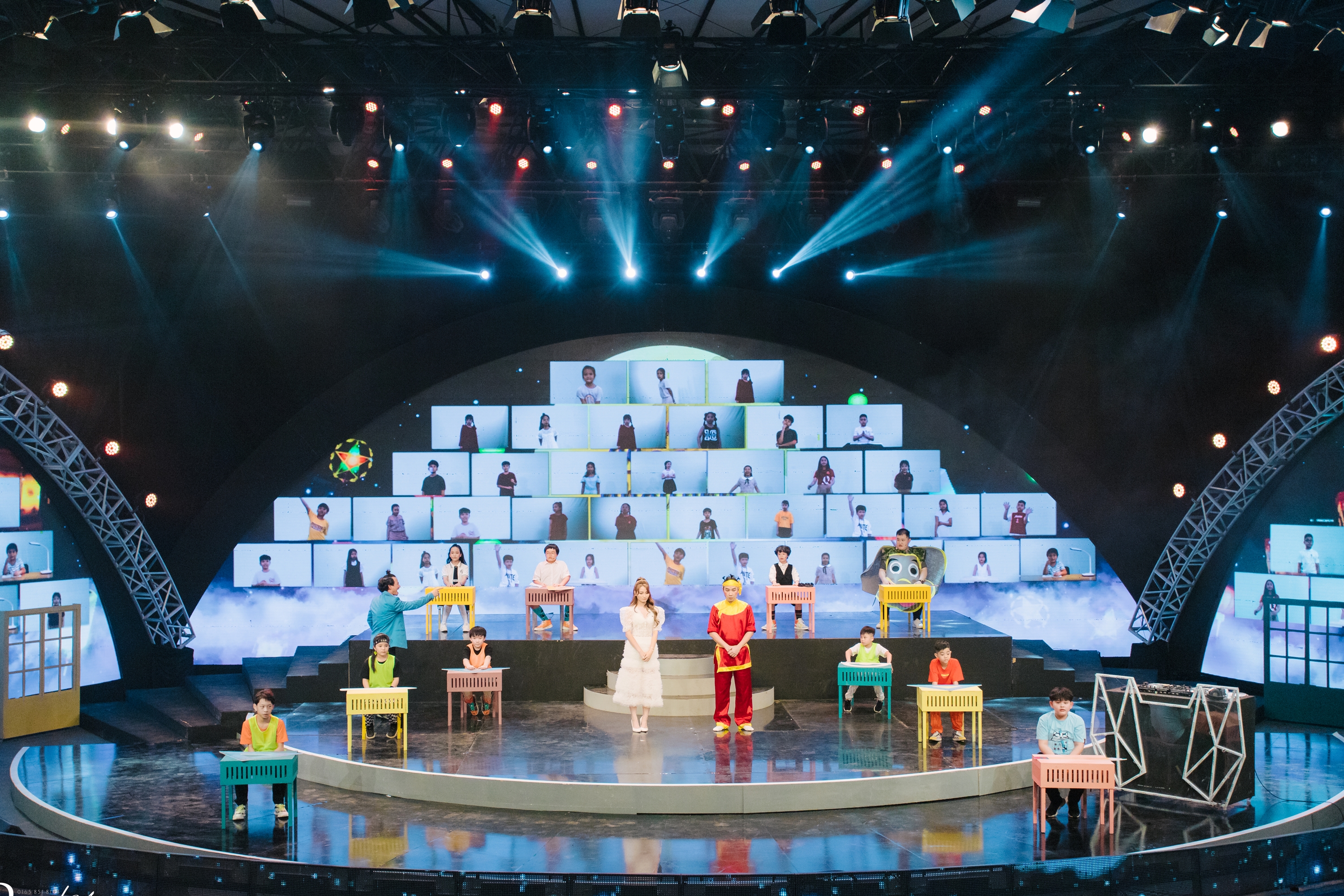 Chia sẻ để gần nhau hơn - Lớp học diệu kỳ: Đ&oacute;n Trung thu nhiệm m&agrave;u trong m&ugrave;a dịch - Ảnh 1.