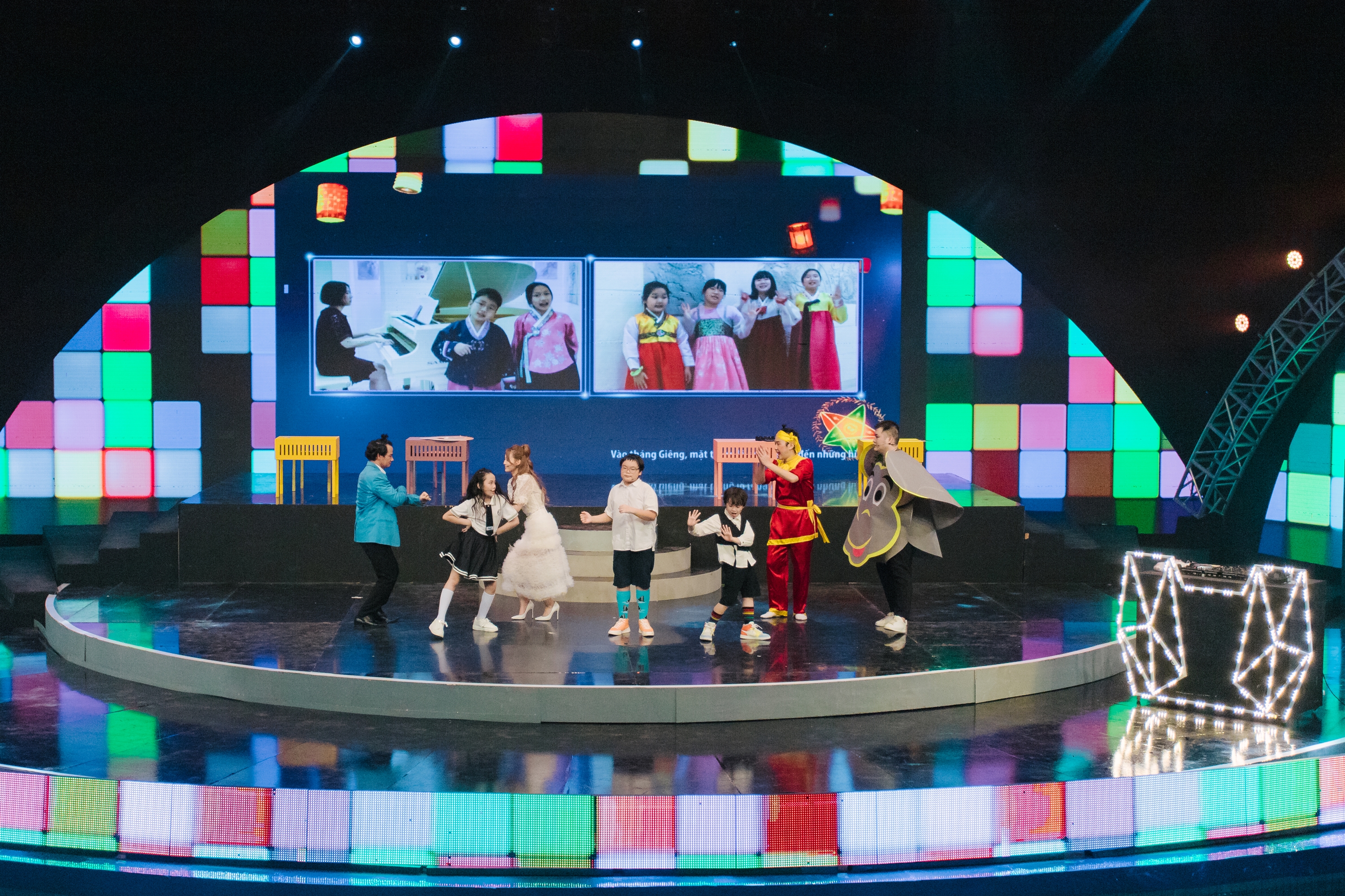 Chia sẻ để gần nhau hơn - Lớp học diệu kỳ: Đ&oacute;n Trung thu nhiệm m&agrave;u trong m&ugrave;a dịch - Ảnh 22.