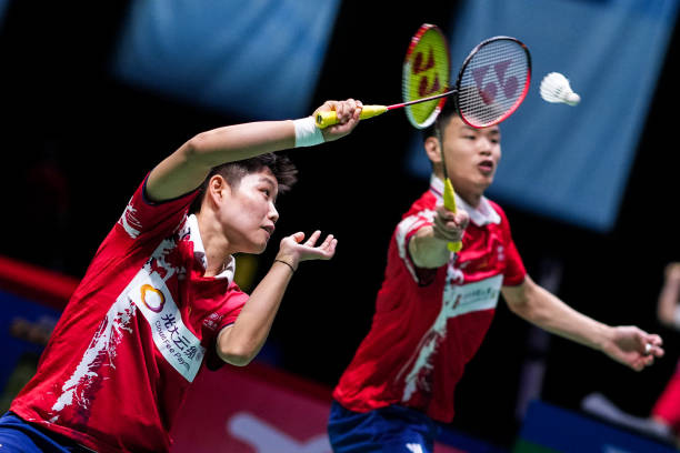 ĐT cầu lông Trung Quốc khởi đầu thuận lợi tại Sudirman Cup 2021 - Ảnh 1.