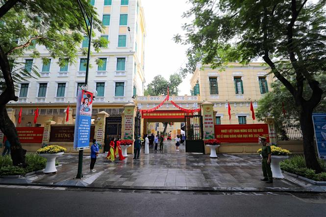 Hôm nay (5/9), Hà Nội tổ chức Lễ khai giảng năm học mới trực tuyến của toàn thành phố - Ảnh 1. Hôm nay (5/9), Hà Nội tổ chức Lễ khai giảng năm học mới trực tuyến của toàn thành phố - Ảnh 1.