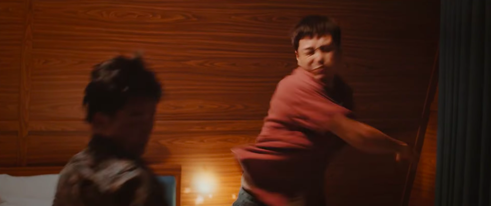 11 th&aacute;ng 5 ng&agrave;y - Tập 18: Cưỡng bức Nhi, Dũng &ldquo;ăn&rdquo; li&ecirc;n ho&agrave;n đấm, Thục Anh gieo m&igrave;nh tự tử - Ảnh 2.