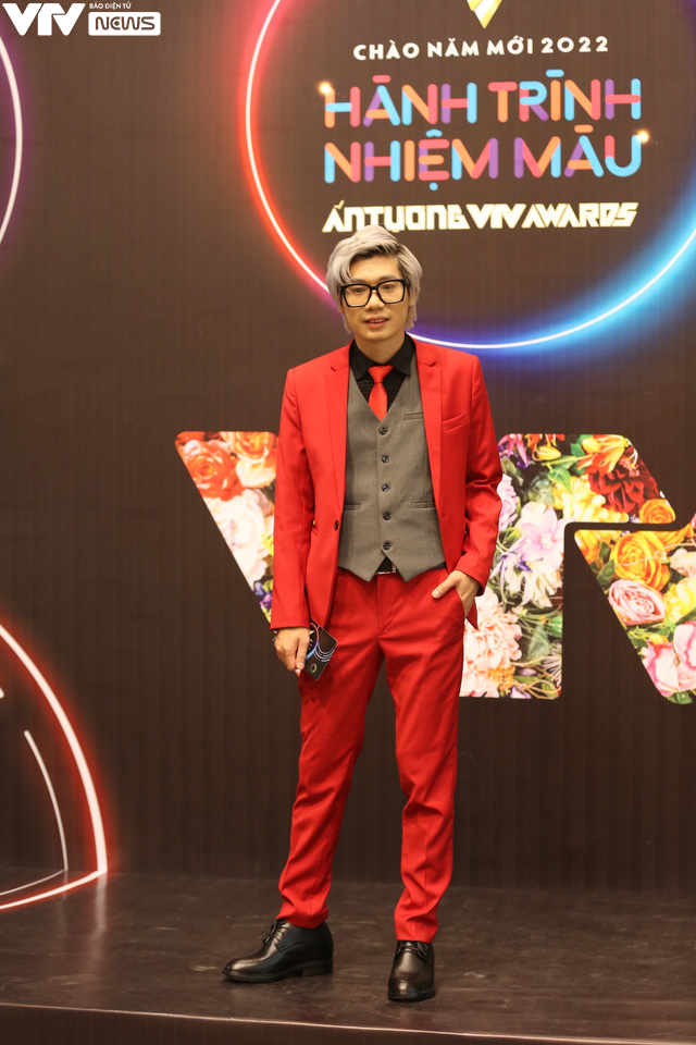 VTV Awards 2021: Dàn diễn viên, MC hot đổ bộ thảm đỏ - Ảnh 13. VTV Awards 2021: Dàn diễn viên, MC hot đổ bộ thảm đỏ - Ảnh 13.
