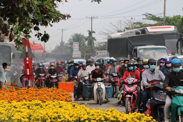 Những địa phương nào yêu cầu cách ly, xét nghiệm âm tính vào dịp Tết? - Ảnh 4.