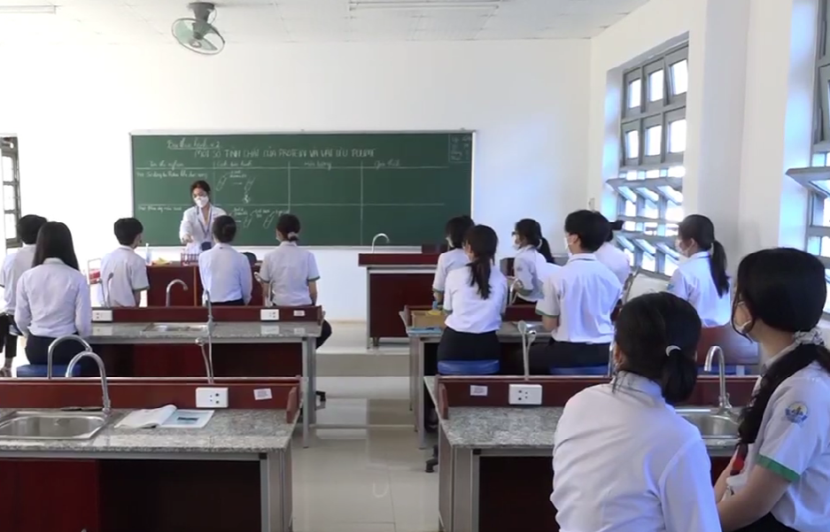 Trường chuyên, lớp chọn: Nên hay không? - Ảnh 1. Trường chuyên, lớp chọn: Nên hay không? - Ảnh 1.