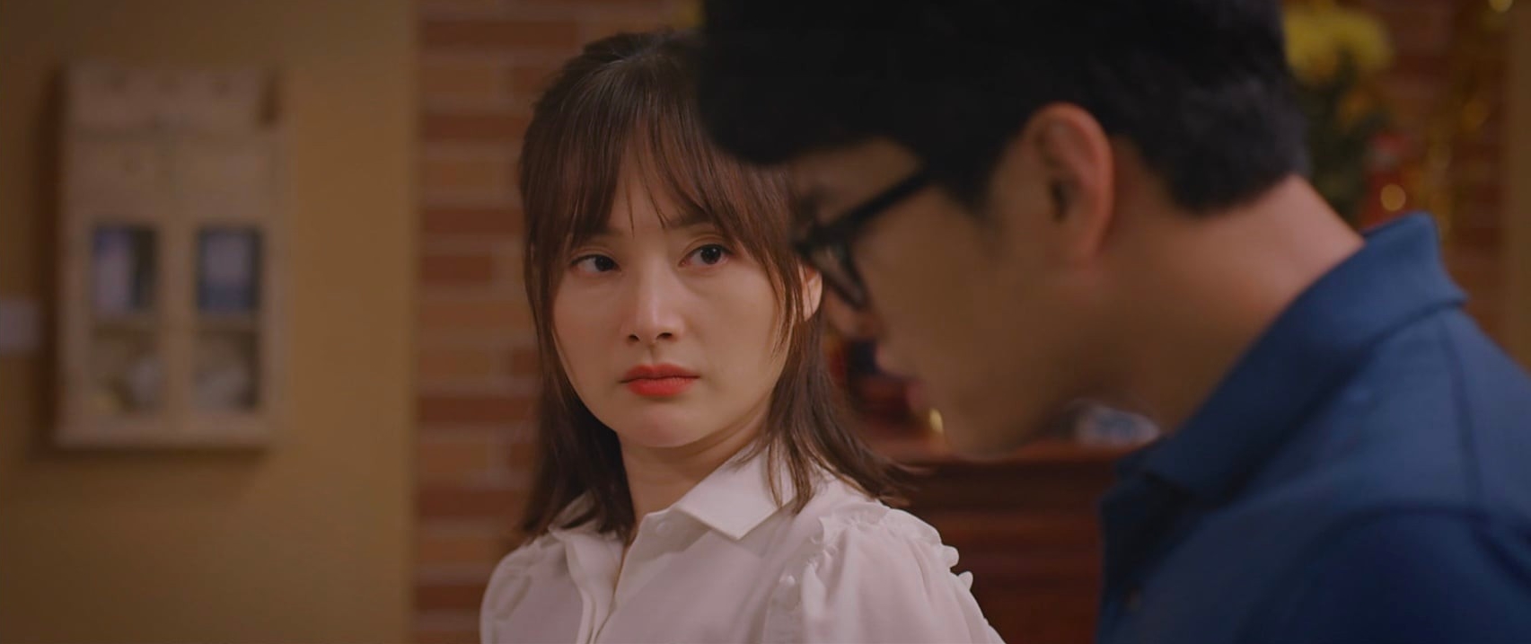 Thương ngày nắng về - Tập 33: Duy cưỡng hôn khiến Trang... mất ngủ - Ảnh 12. Thương ngày nắng về - Tập 33: Duy cưỡng hôn khiến Trang... mất ngủ - Ảnh 12.