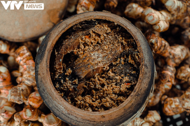 C&aacute; kho ni&ecirc;u đất l&agrave;ng Vũ Đại &ldquo;rực lửa&rdquo; th&acirc;u đ&ecirc;m đ&oacute;n Tết Nguy&ecirc;n đ&aacute;n - Ảnh 19.