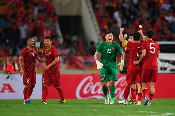 Nhìn lại năm 2021 đáng nhớ của bóng đá Việt Nam - Ảnh 1.