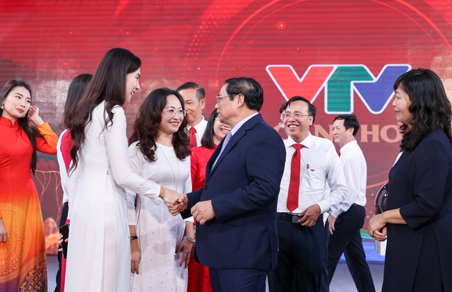 Thủ tướng Phạm Minh Chính: VTV Cần Thơ góp phần khai thông huyết mạch thông tin vùng Tây Nam Bộ - Ảnh 3.