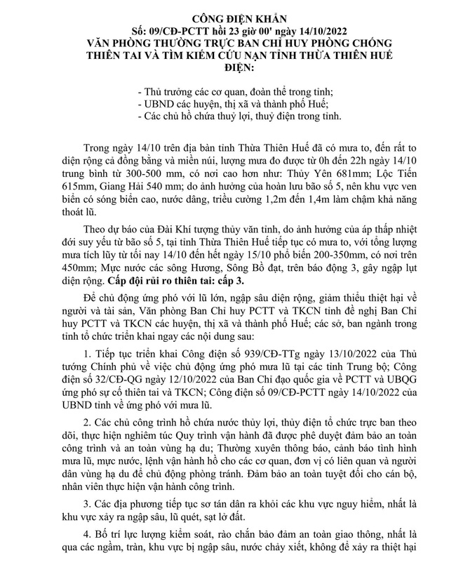 0h ngày 15/10: Mực nước sông Hương vượt báo động III, Thừa Thiên - Huế ra công điện khẩn trong đêm - Ảnh 3.