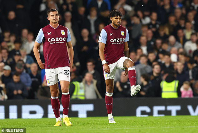 Steven Gerrard bị sa thải ngay sau trận thua Fulham - Ảnh 1.