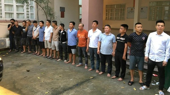 Triệt phá sòng bạc “khủng”, thu giữ hơn 1 tỷ đồng tiền tang vật - Ảnh 1.