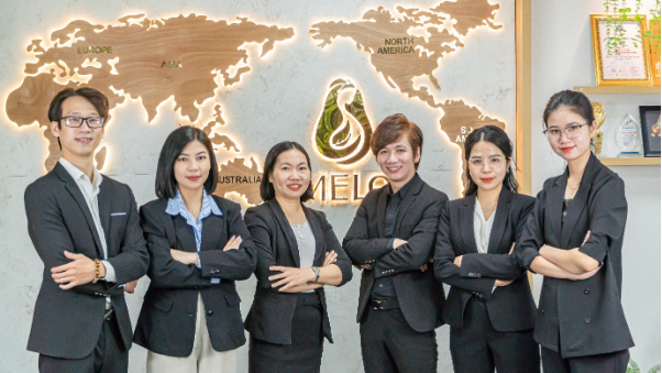 Mela và những điều thú vị bên trong văn phòng làm việc - Ảnh 1.