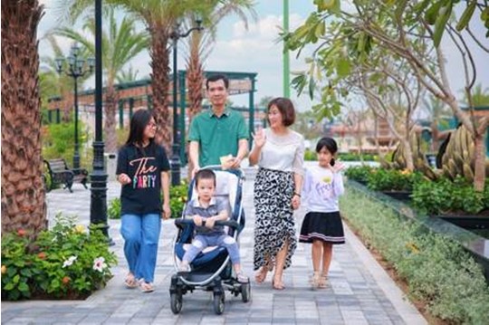 Vừa bàn giao nhà, Vinhomes Ocean Park 2 - The Empire đã rộn ràng lễ hội - Ảnh 9.