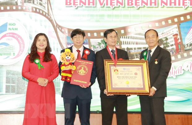 Bệnh viện Bệnh Nhiệt Đới Thành phố Hồ Chí Minh kỷ niệm 160 năm thành lập - Ảnh 1.