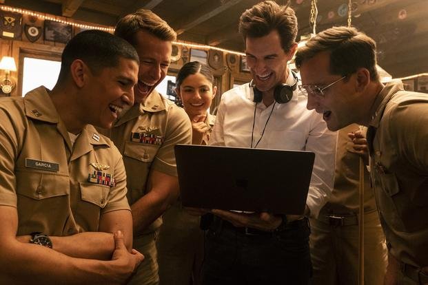 Tom Cruise có thể quá bận cho Top Gun phần 3 - Ảnh 1.