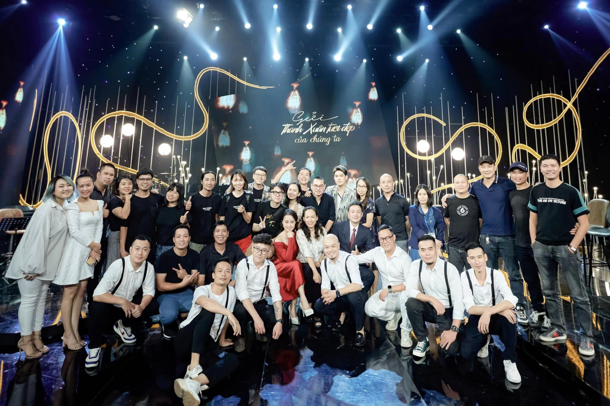 Thanh xu&acirc;n tươi đẹp: H&agrave;nh tr&igrave;nh rực rỡ, cảm x&uacute;c, ấm &aacute;p v&agrave; tr&acirc;n trọng - Ảnh 12.