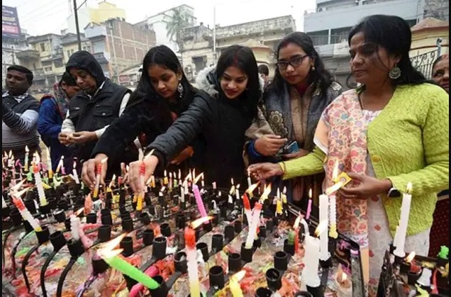 
Meanwhile, down south, thousands of pilgrims hailing from various parts of the state participated in the services at Velankanni Church in Nagapattinam district as children and devotees carried candles and the Bible to mark the occasion. The church was decorated in a grand manner illuminated with colourful lights. (PTI)
