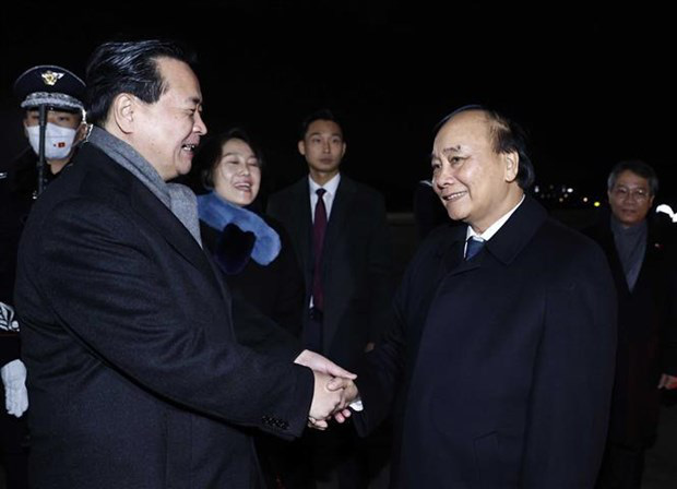 
President Nguyen Xuan Phuc at the Seoul airport. (Photo: VNA)
