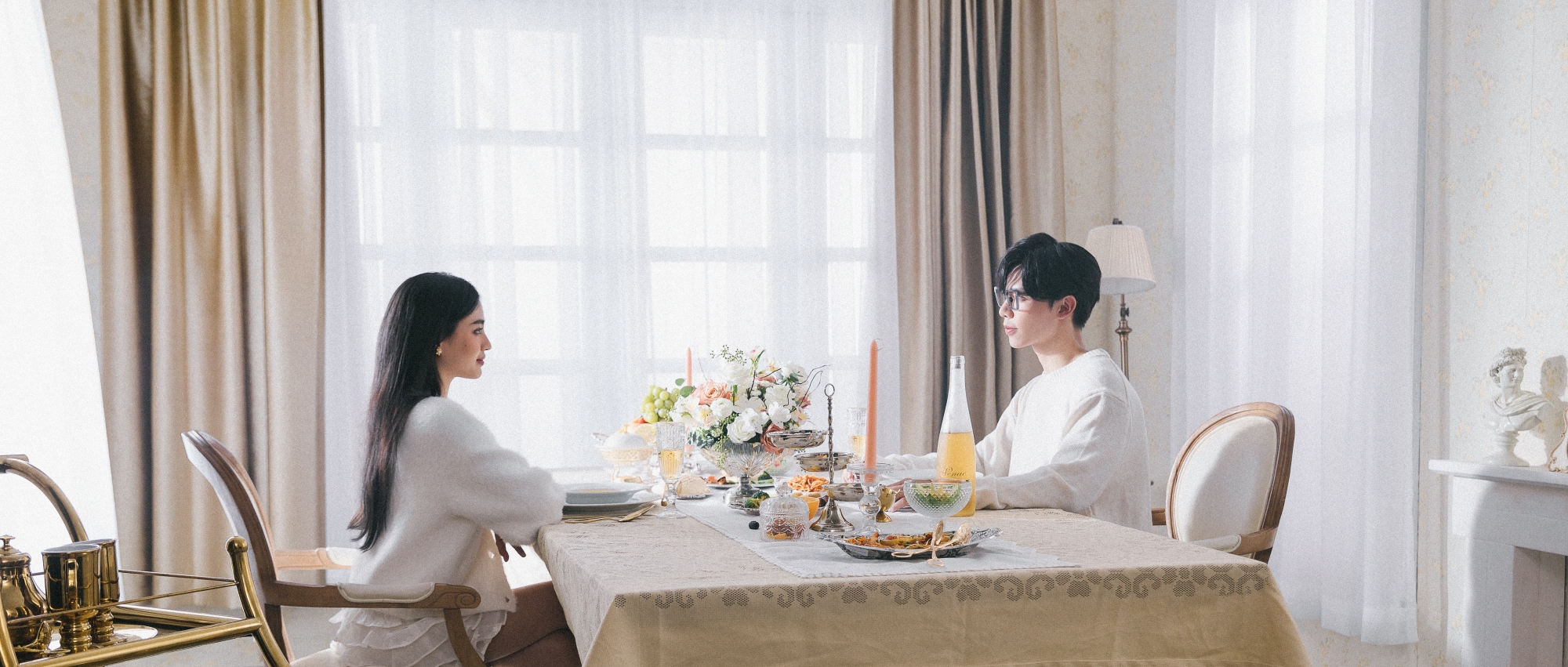 MV mới của Erik hấp dẫn với chuyện t&igrave;nh đẫm nước mắt - Ảnh 2.