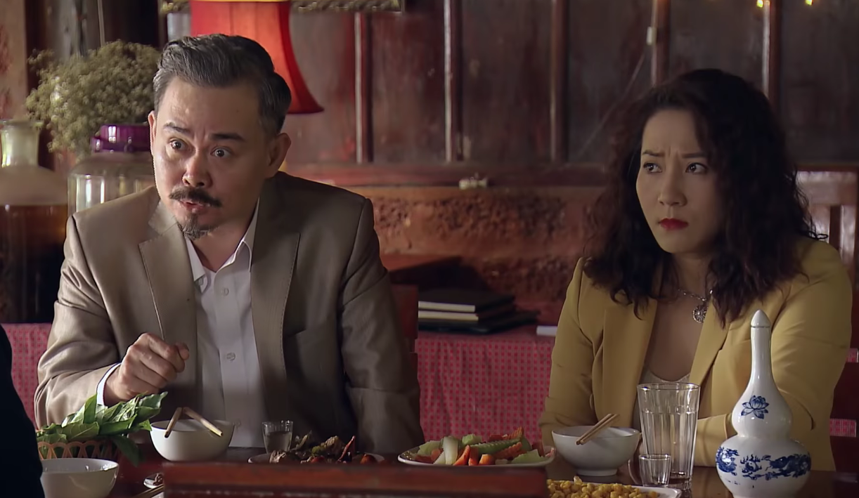 Phố trong l&agrave;ng - Tập 50: &Ocirc;ng Lợi đứng ra đ&ograve;i c&ocirc;ng bằng cho Ngọc - Ảnh 3.