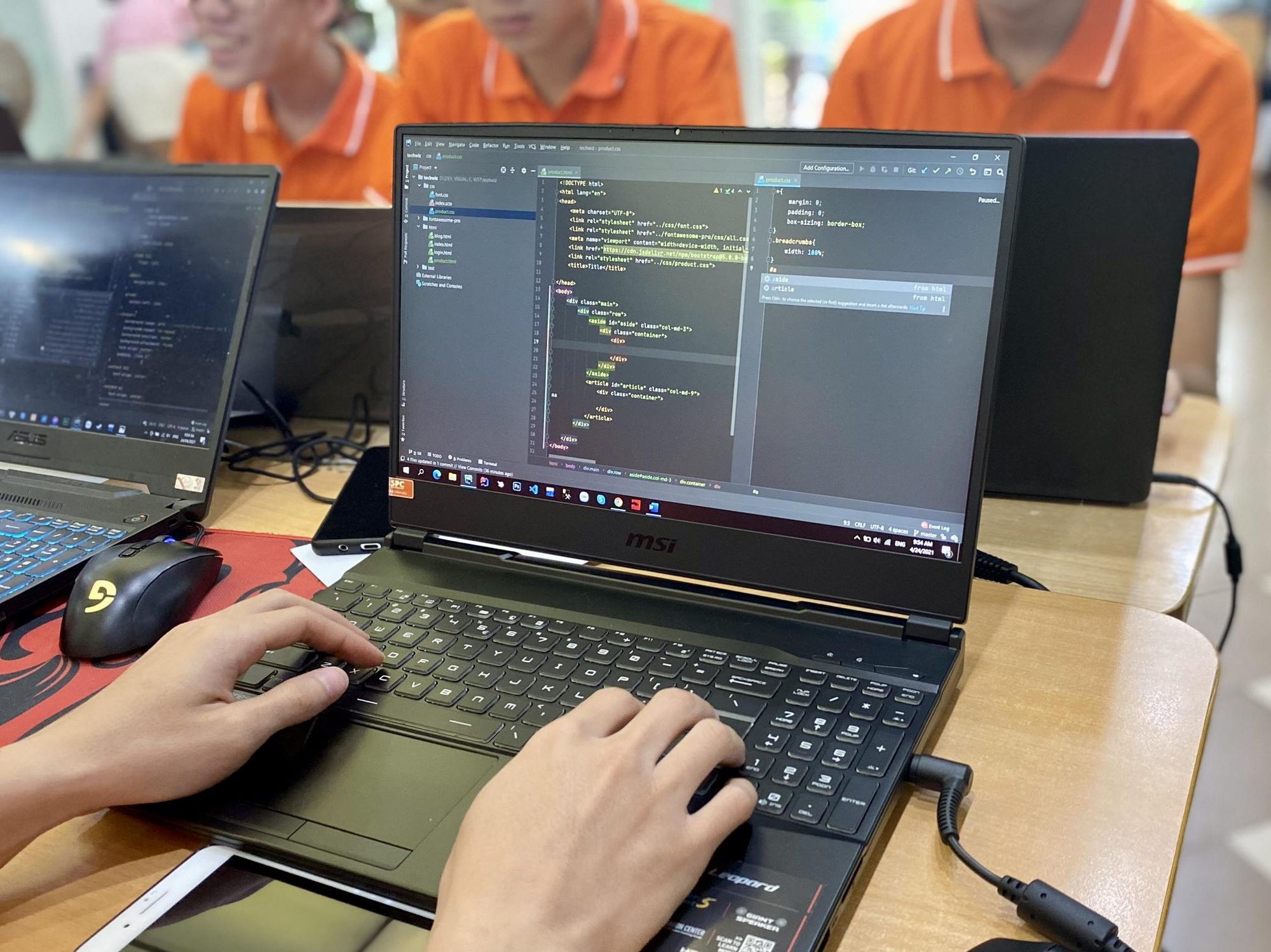 FPT Aptech tuyển sinh 1000 chỉ tiêu chuyên ngành Lập trình viên quốc tế - Ảnh 1. FPT Aptech tuyển sinh 1000 chỉ tiêu chuyên ngành Lập trình viên quốc tế - Ảnh 1.