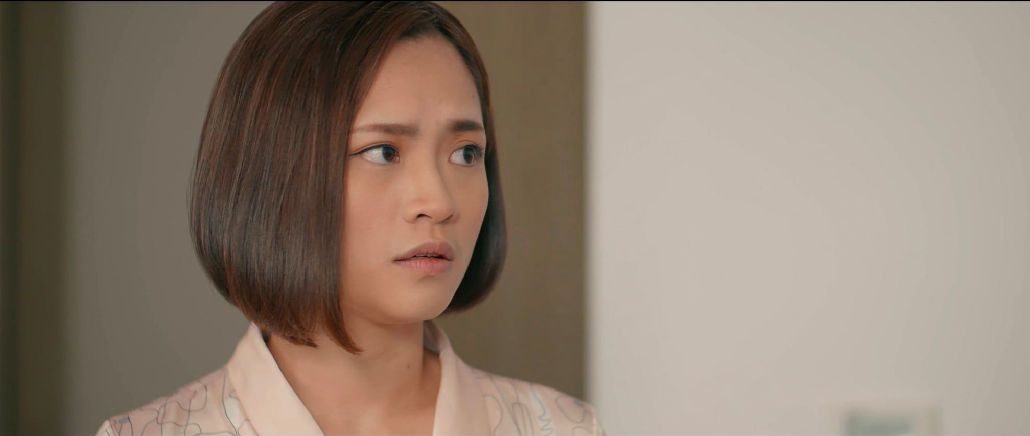 Anh c&oacute; phải đ&agrave;n &ocirc;ng kh&ocirc;ng? - Tập 17: Duy Anh khấp khởi v&igrave; bạn g&aacute;i cũ th&agrave;nh h&agrave;ng x&oacute;m, Tuấn Khang bật kh&oacute;c v&igrave; nhớ mẹ - Ảnh 1.