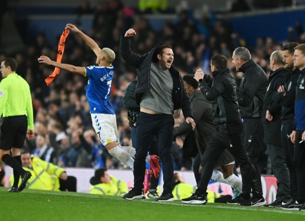 Everton thắng kịch tính Newcastle, Lampard ăn mừng đến... gãy cả ngón tay - Ảnh 1.